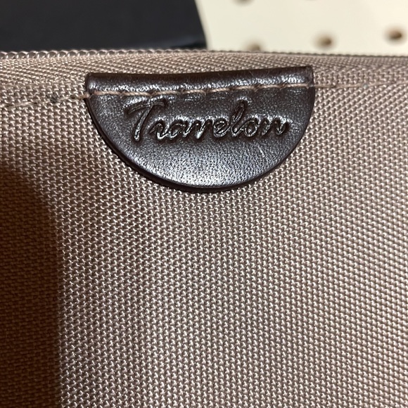 TRAVELON Women's RFID Protected Wristlet Wallet Taupe Brown - Picture 3 of 3